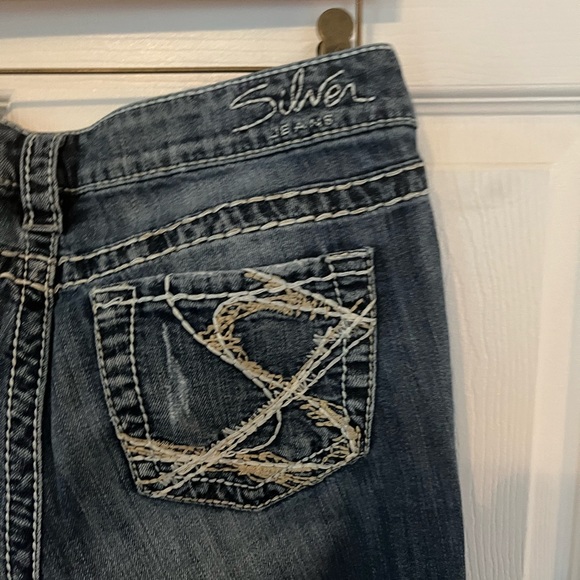 Silver Jeans, Aiko brand, capris, size 29x33 - Picture 5 of 8